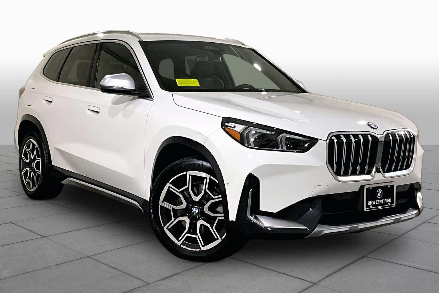 Used 2023 BMW X1 xDrive28i w/ Premium Package AWD/4WD image 2