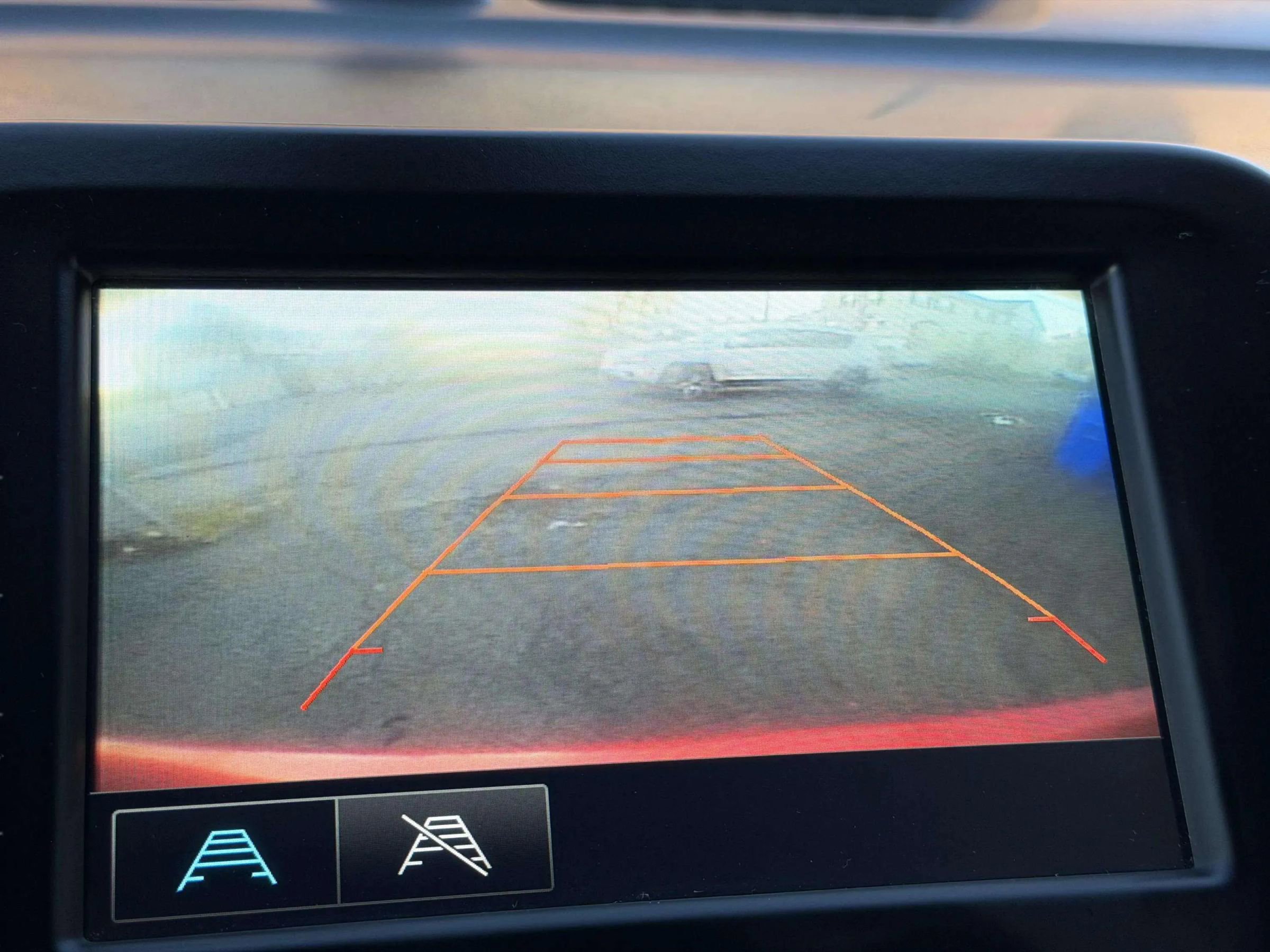 Used 2018 Chevrolet Equinox LT image 33