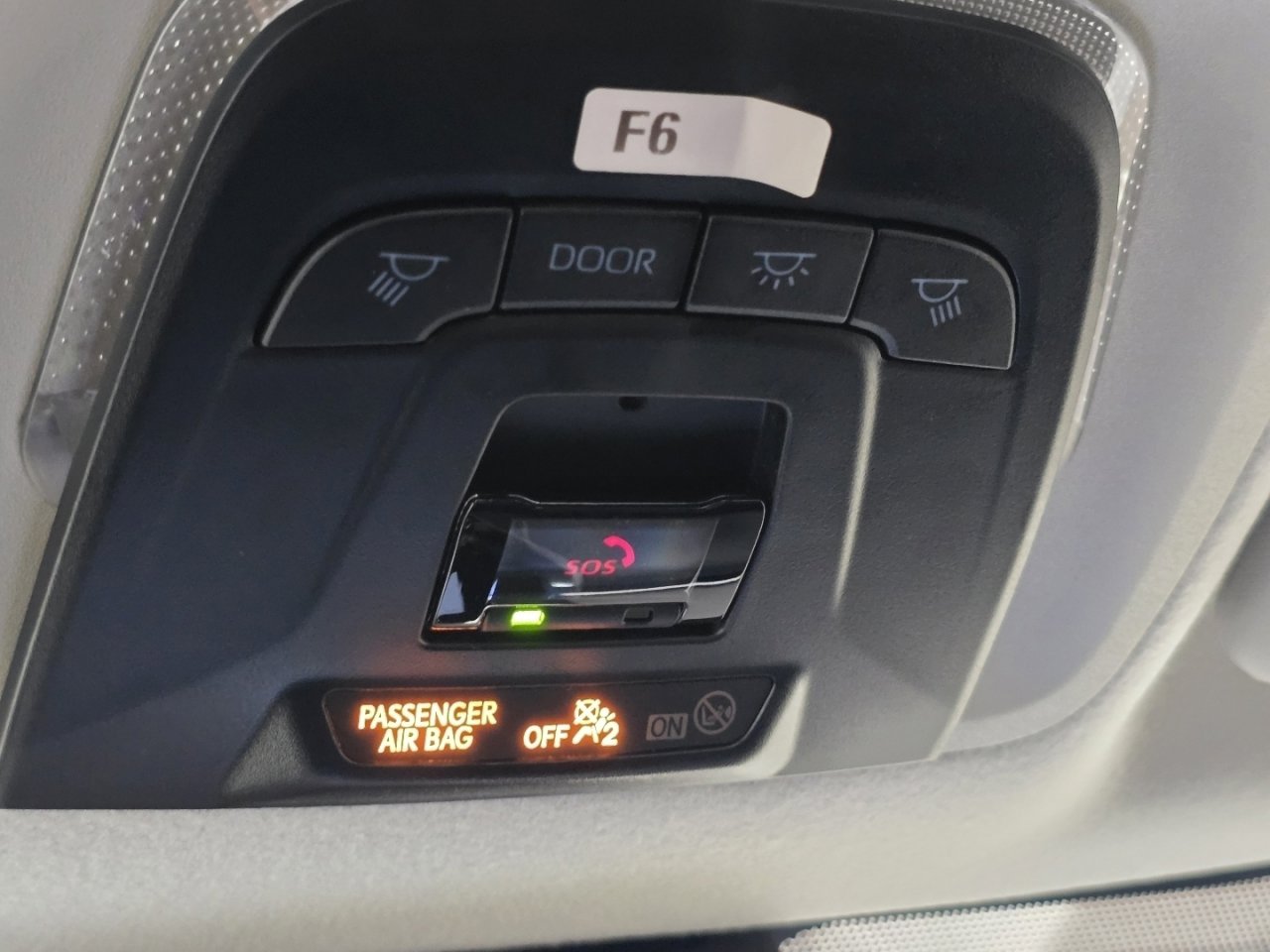 Certified 2025 Toyota Corolla LE image 28