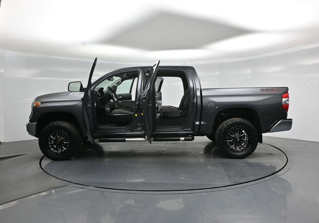 Used 2019 Toyota Tundra SR5 AWD/4WD image 33