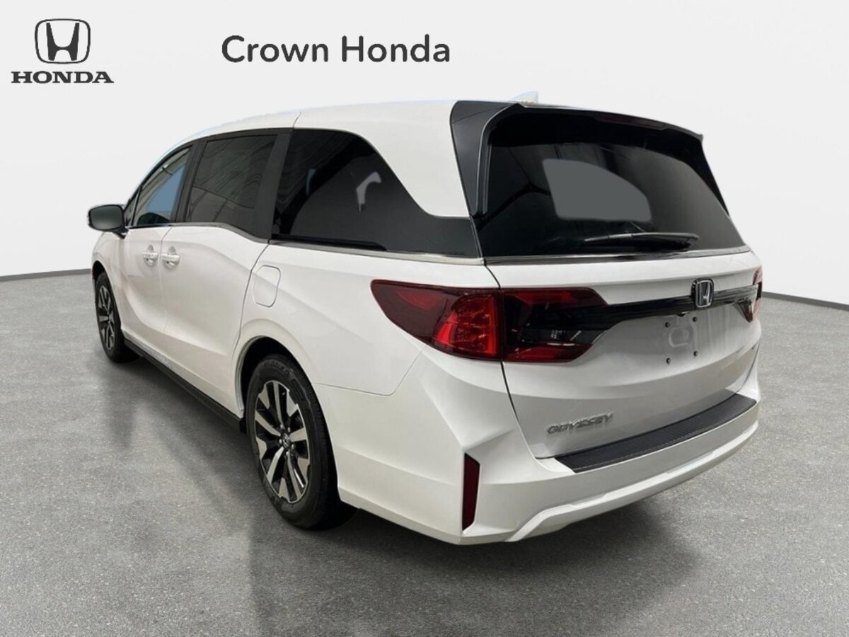 New 2026 Honda Odyssey EX-L image 3