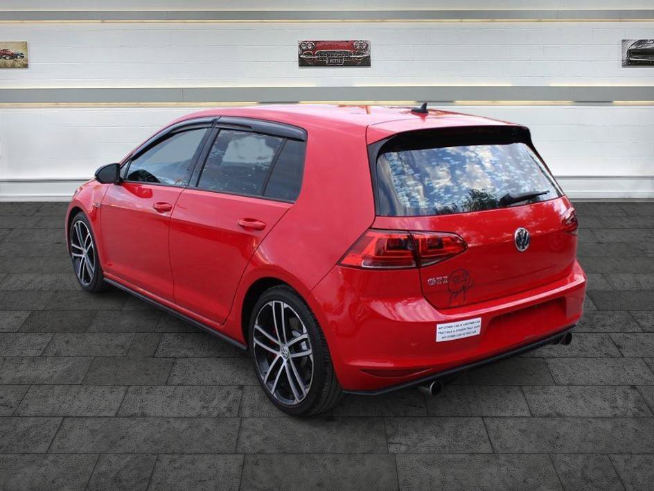 Used 2017 Volkswagen GTI Sport FWD image 5