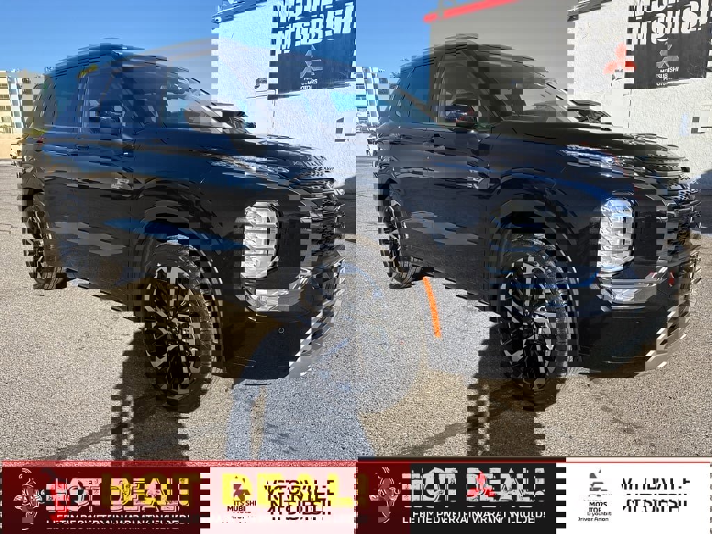 New 2025 Mitsubishi Outlander SEL image 1