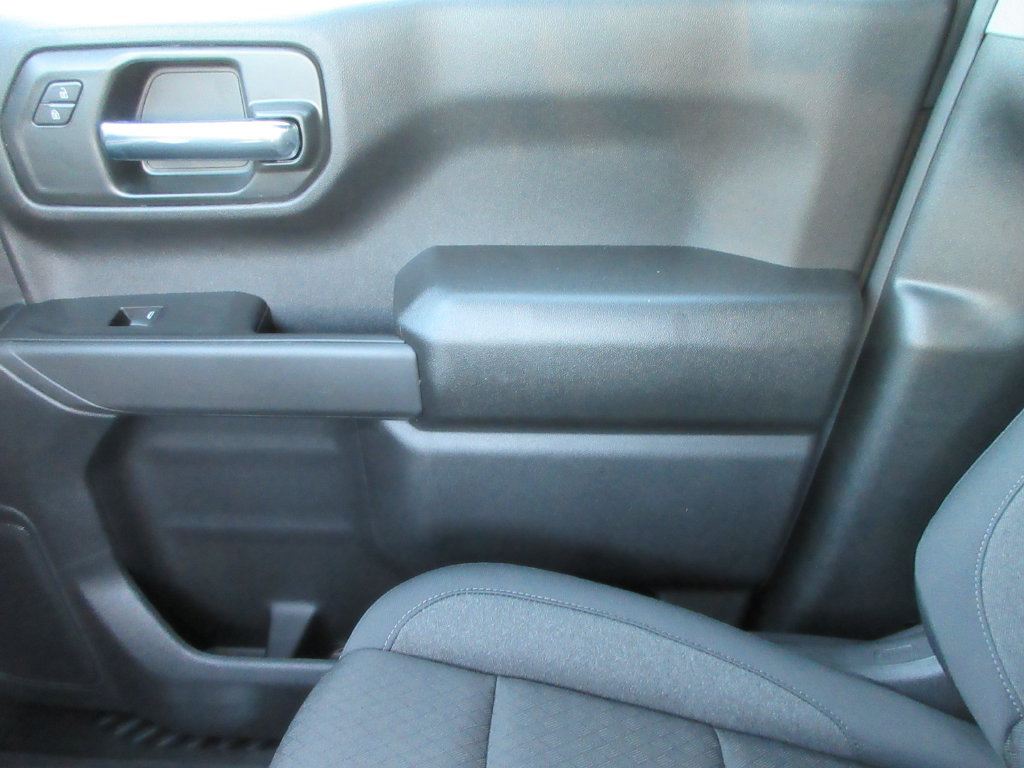 New 2026 Chevrolet Silverado 1500 Custom Trail Boss w/ LPO, Dark Essentials Package AWD/4WD image 33