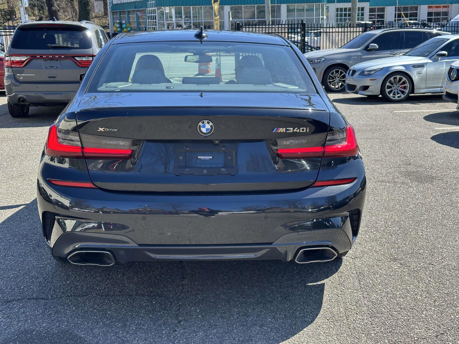 Used 2022 BMW M340i xDrive w/ Premium Package AWD/4WD image 4