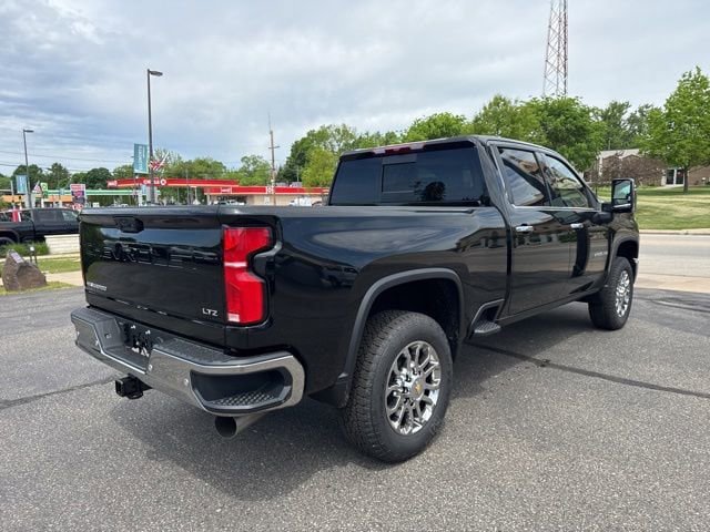 New 2026 Chevrolet Silverado 2500 LTZ w/ LTZ Plus Package AWD/4WD image 5