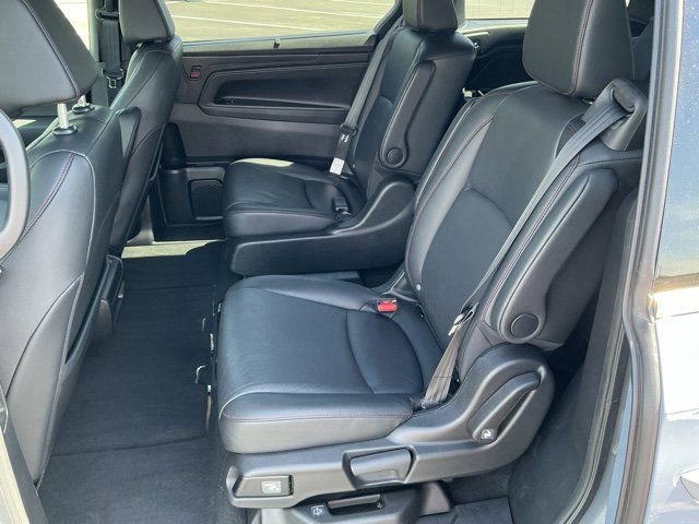 Used 2025 Honda Odyssey Sport-L image 13