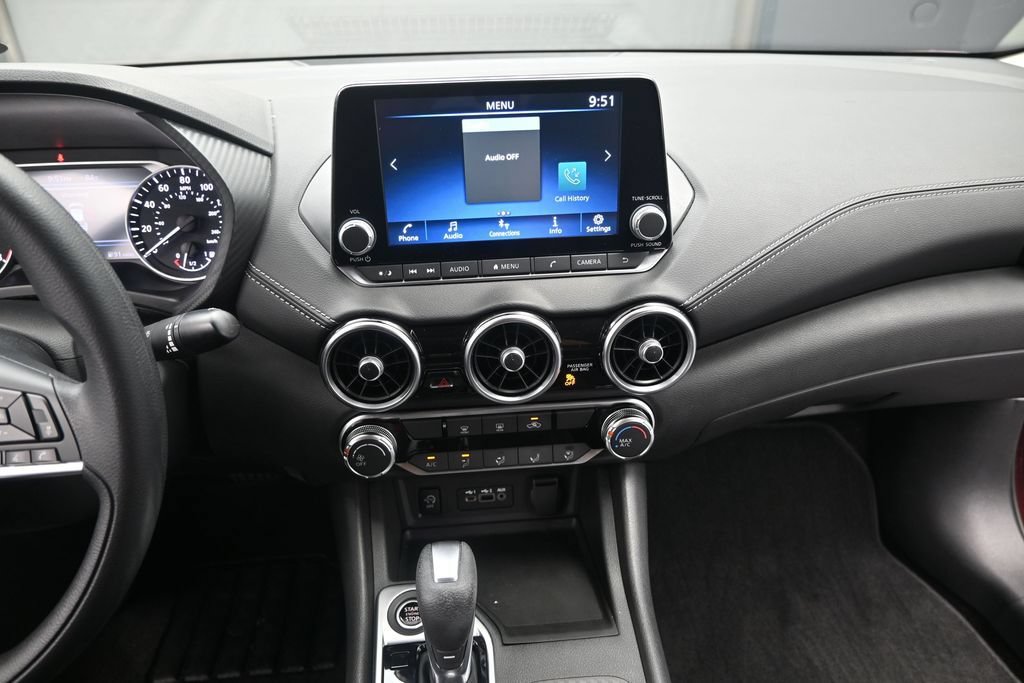 Used 2024 Nissan Sentra SV FWD image 18