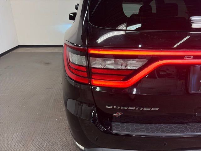 Used 2023 Dodge Durango AWD image 11