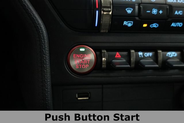 Used 2022 Ford Mustang Shelby GT500 w/ Carbon Fiber Track Pack image 27