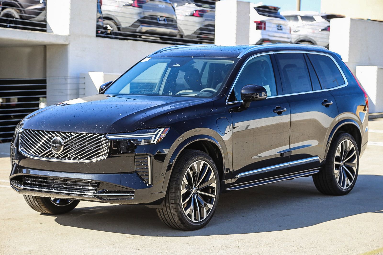 New 2026 Volvo XC90 T8 Ultra w/ Protection Package image 3