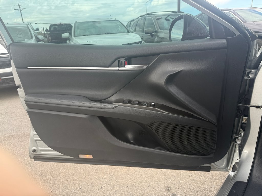 Used 2022 Toyota Camry XSE w/ Navigation Package FWD image 24