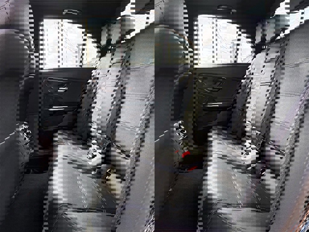 Used 2022 Mercedes-Benz C 300 Sedan image 50