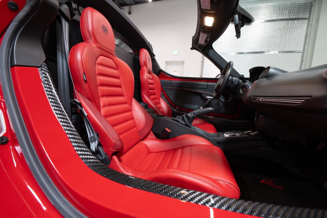 Used 2018 Alfa Romeo 4C Spider image 58