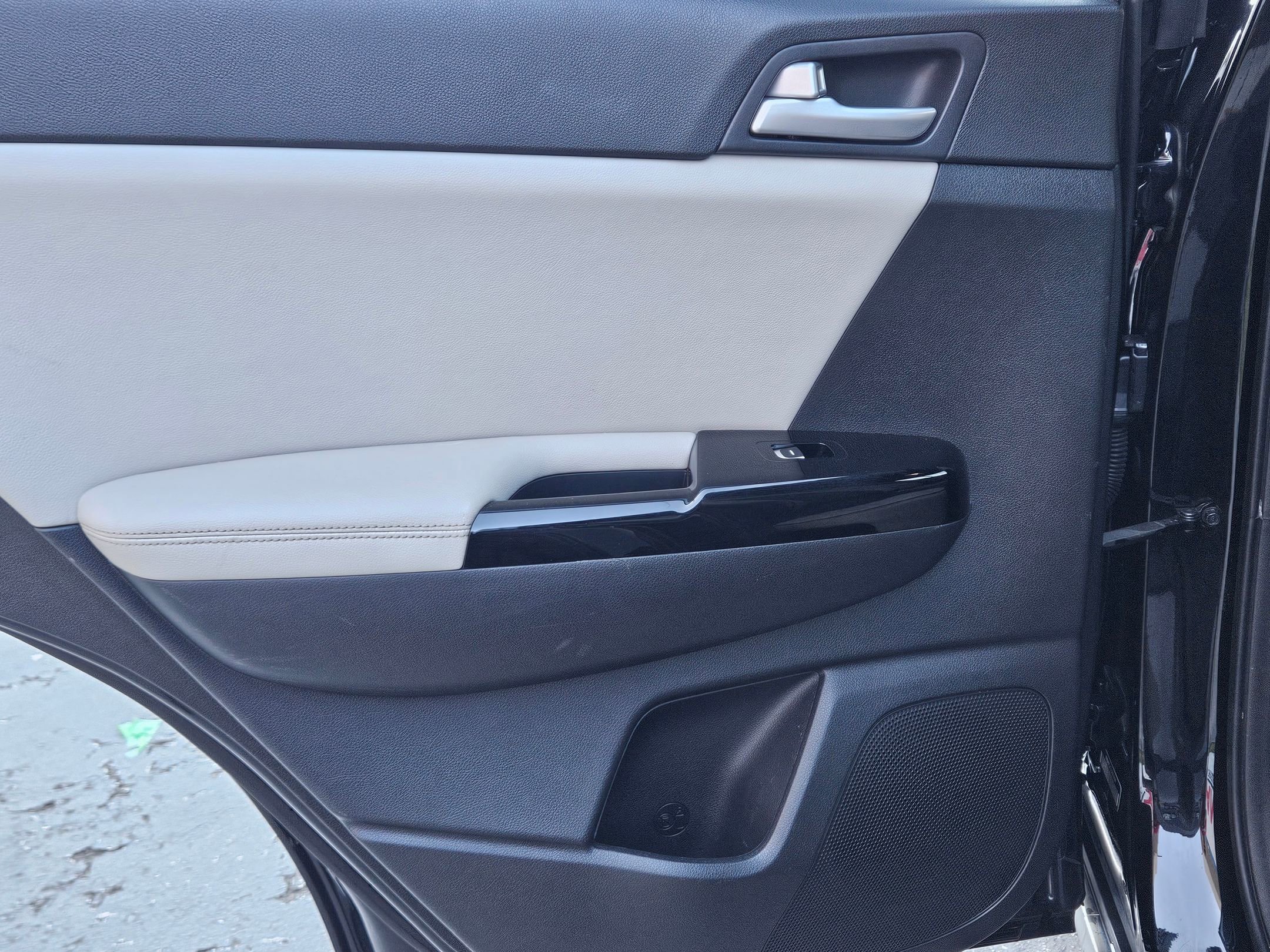 Used 2018 Kia Sportage EX w/ EX Sport Appearance Package image 22