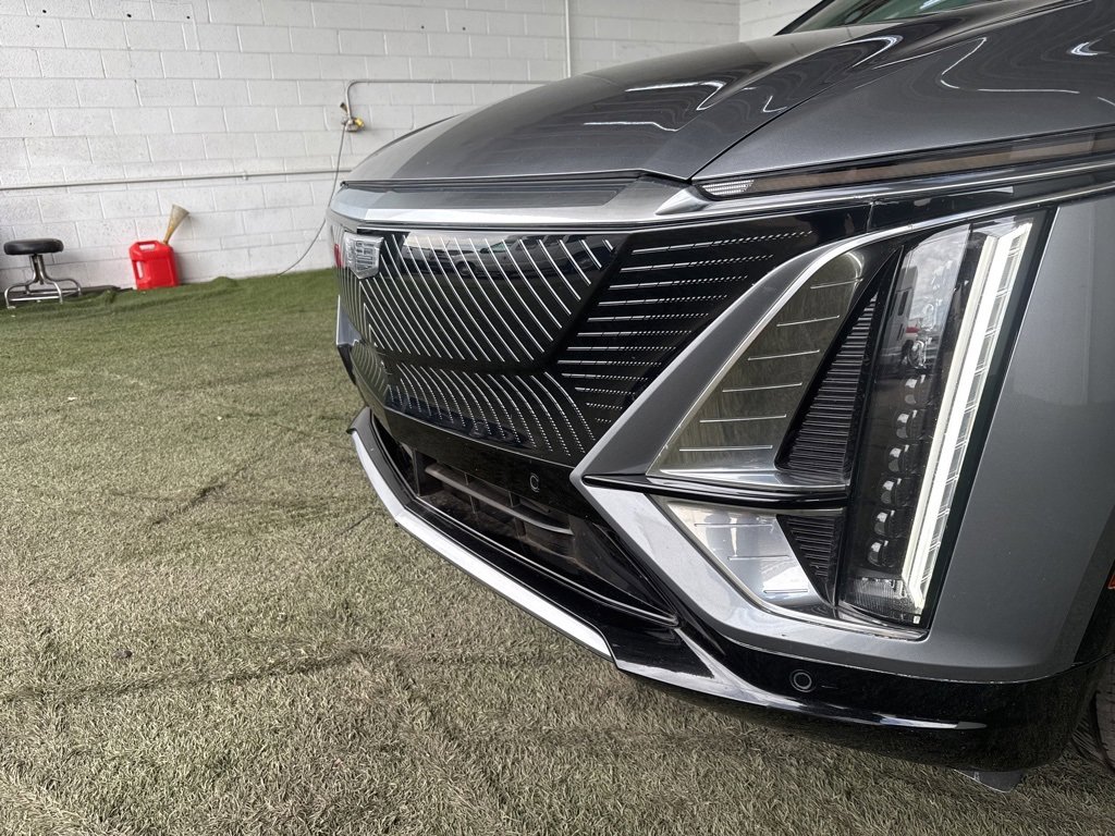 Used 2023 Cadillac Lyriq 2WD image 15