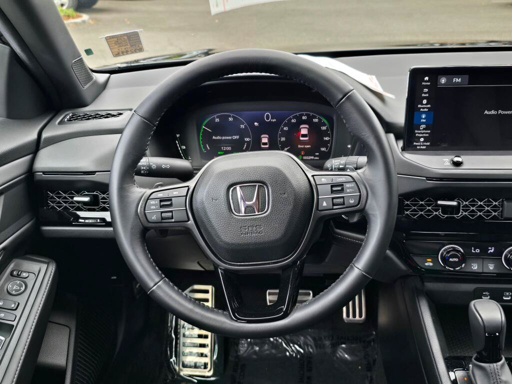 Used 2024 Honda Accord Sport image 19