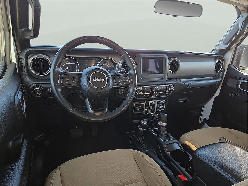 Used 2022 Jeep Gladiator Willys image 10