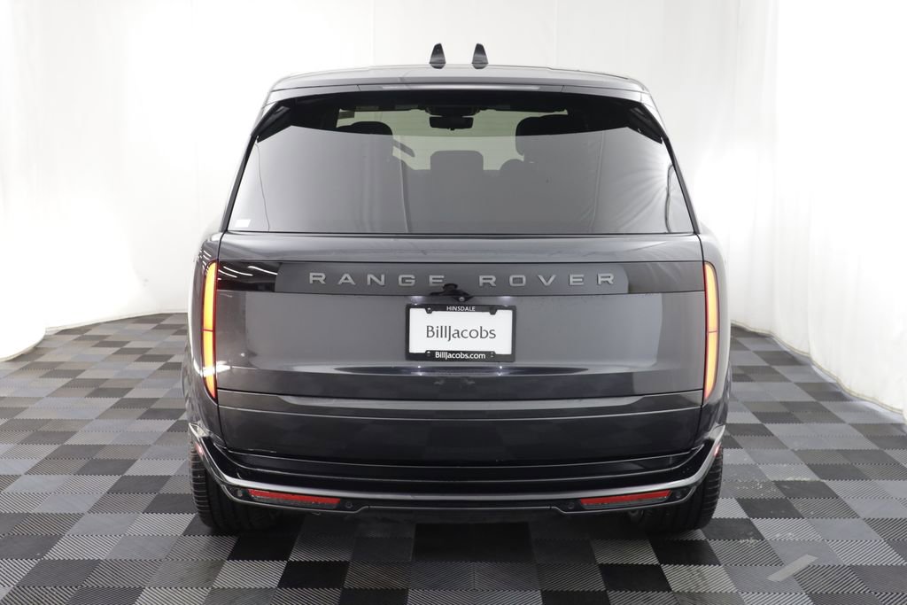 Used 2025 Land Rover Range Rover SE image 18