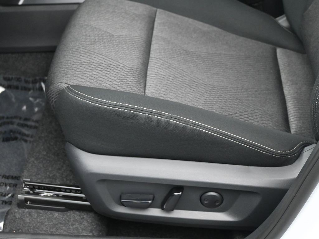 New 2026 Nissan Rogue SV image 18