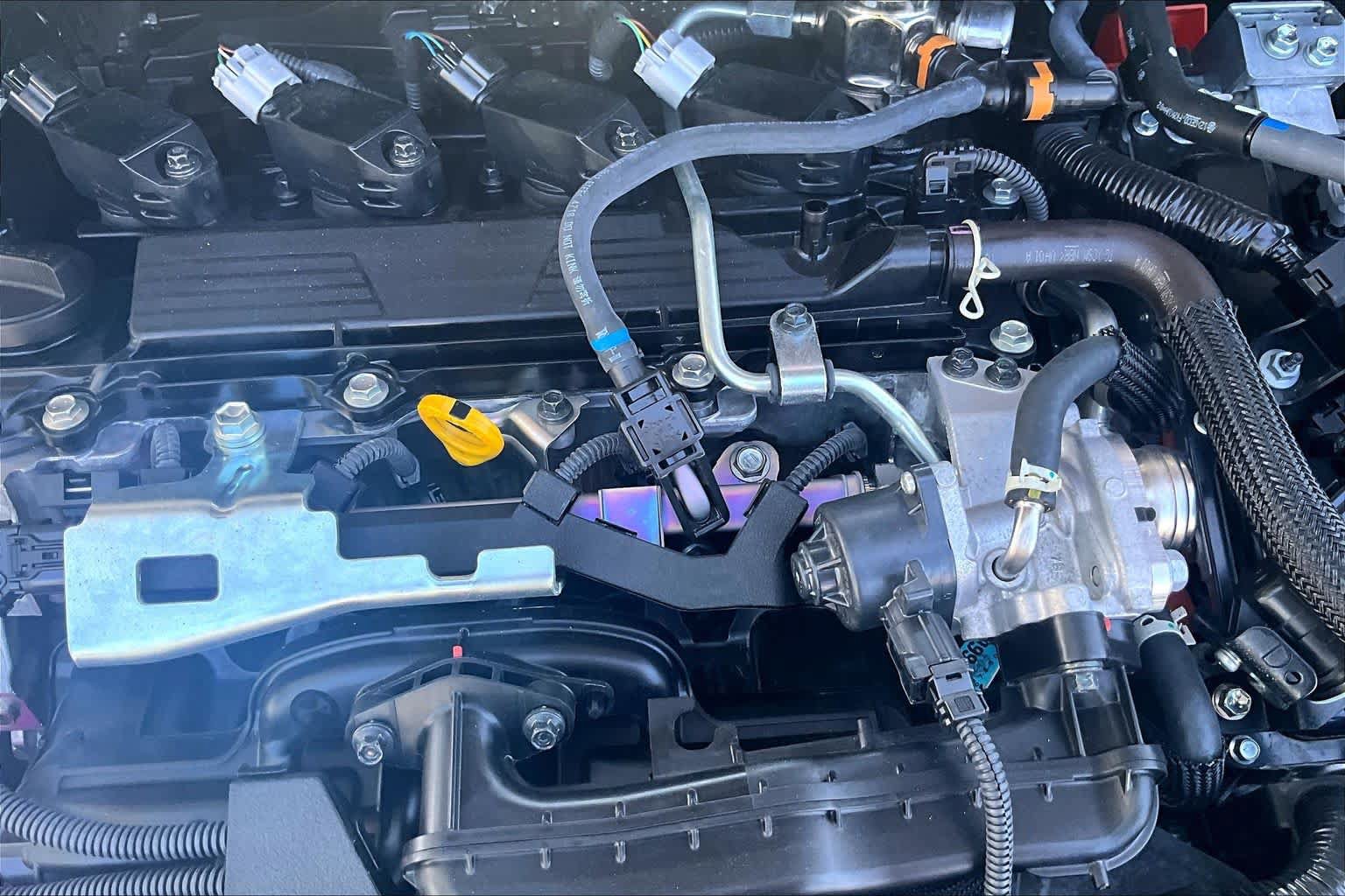 Used 2024 Toyota Prius XLE FWD image 32