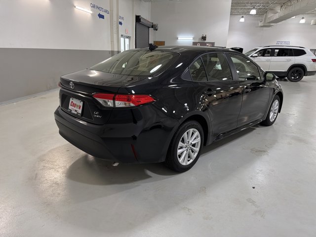 Used 2026 Toyota Corolla LE w/ LE Premium Package FWD image 9