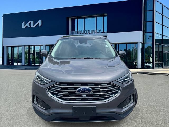 Used 2021 Ford Edge Titanium w/ Equipment Group 301A FWD image 2