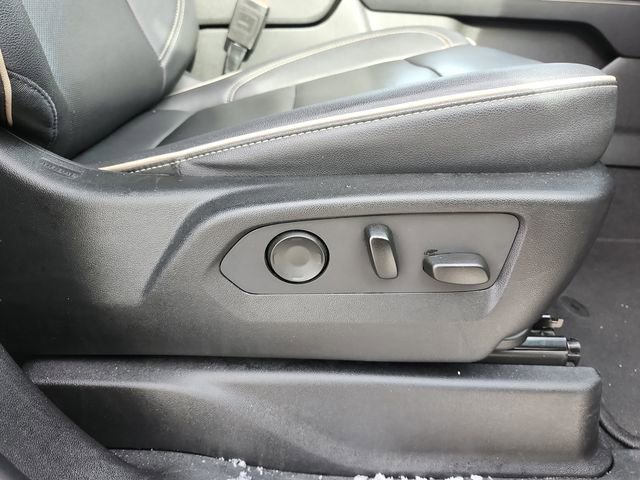 Certified 2023 Chevrolet Suburban Premier image 20