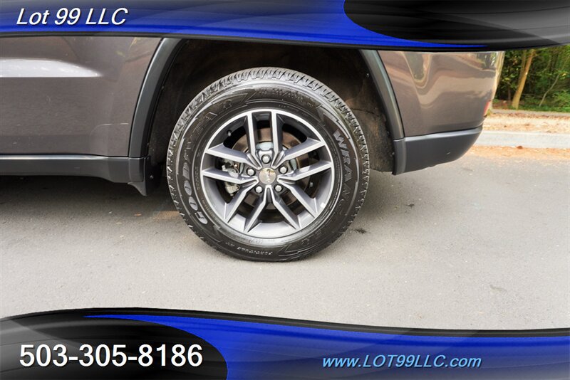 Used 2018 Jeep Grand Cherokee Limited AWD/4WD image 38