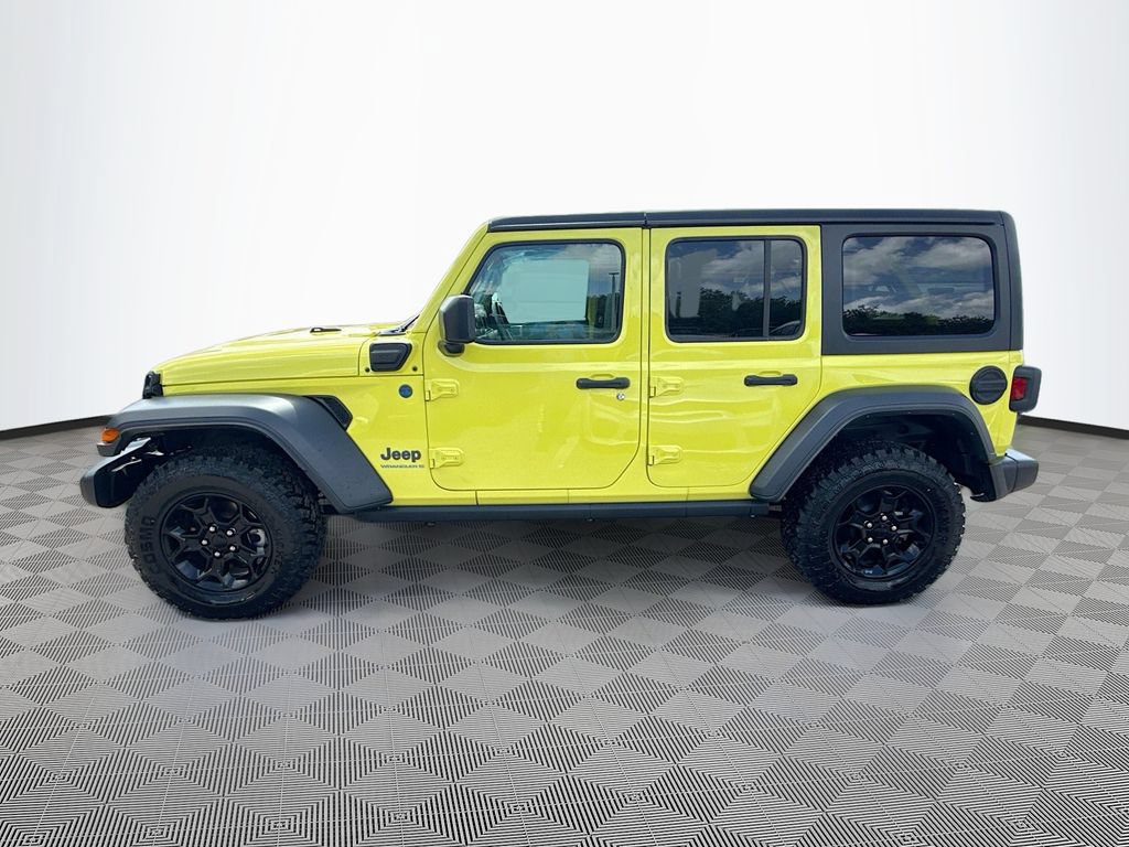 Used 2023 Jeep Wrangler Unlimited w/ Cold Weather Group AWD/4WD image 9