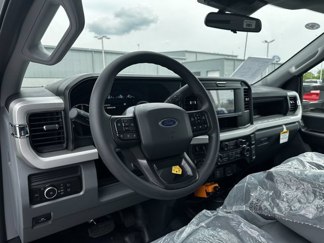 New 2026 Ford F550 4x4 Supercab Super Duty image 38