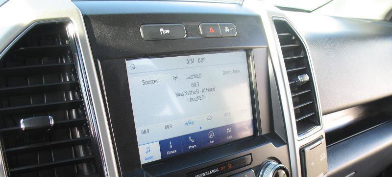 Used 2019 Ford F150 Lariat w/ Equipment Group 502A Luxury AWD/4WD image 38