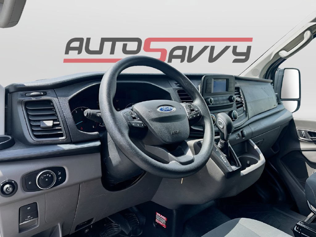 Used 2025 Ford Transit 250 Low Roof w/ Exterior Upgrade Package RWD image 9