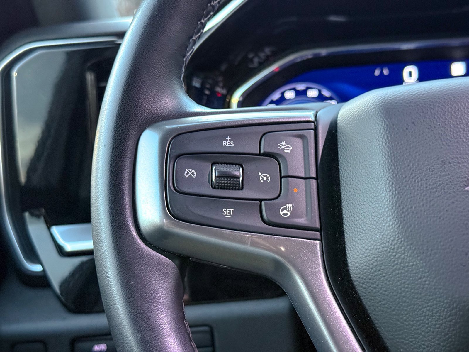 Used 2023 Chevrolet Silverado 1500 LT image 37