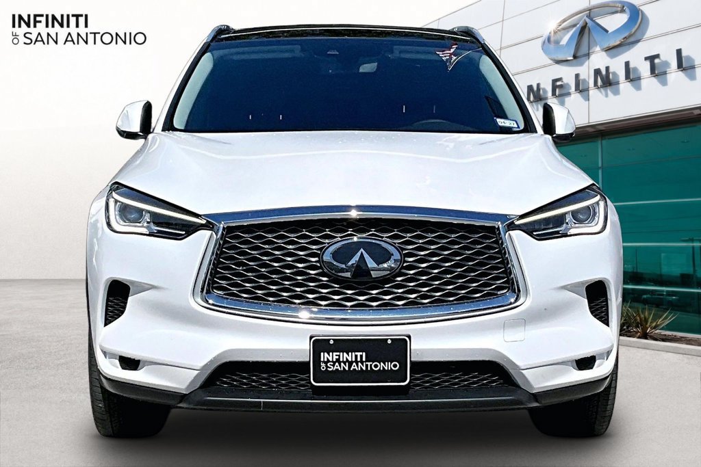 Used 2023 INFINITI QX50 Luxe FWD image 4