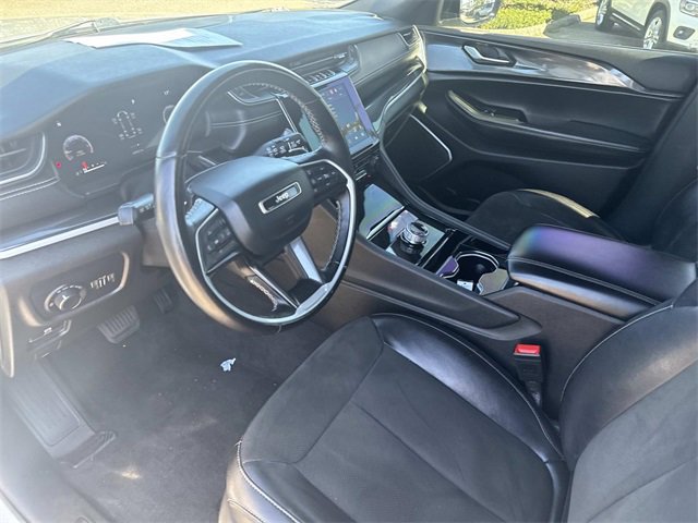 Used 2022 Jeep Grand Cherokee L Altitude image 34