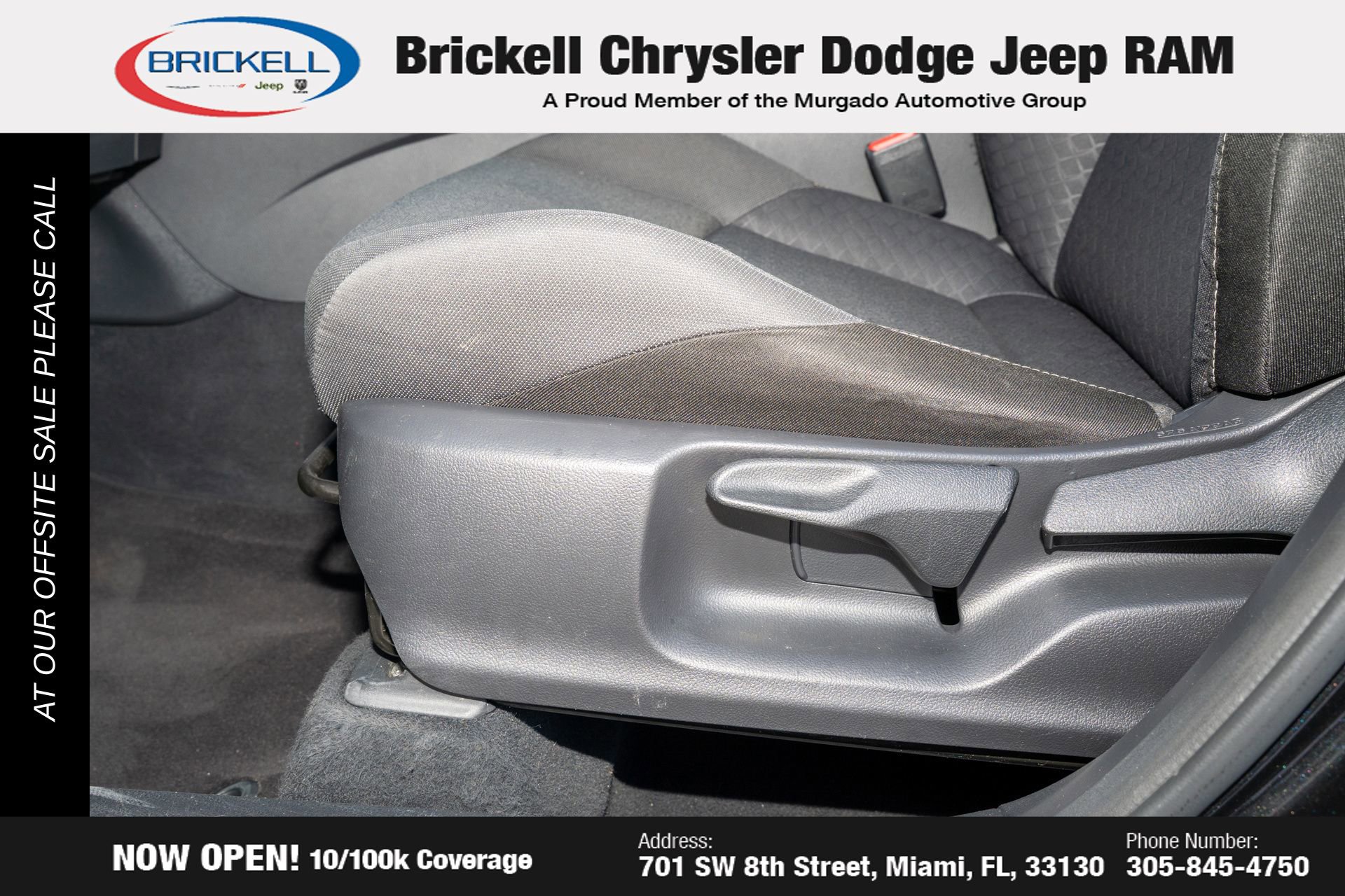 Used 2020 Toyota C-HR LE image 27