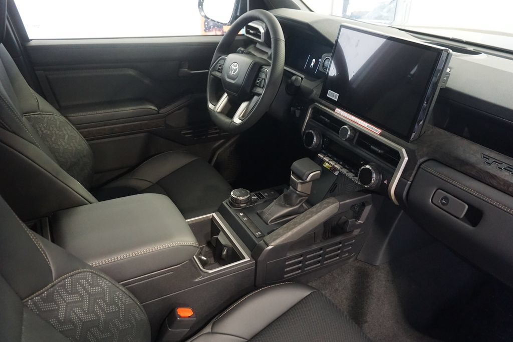 New 2026 Toyota Tacoma Limited AWD/4WD image 27