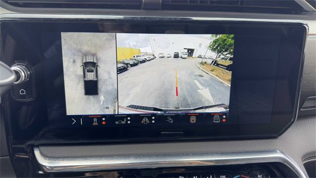 Used 2025 GMC Sierra 3500 Denali w/ Denali Reserve Package image 28