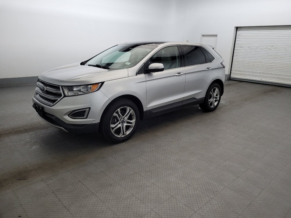 Used 2016 Ford Edge Titanium w/ Equipment Group 302A AWD/4WD image 2