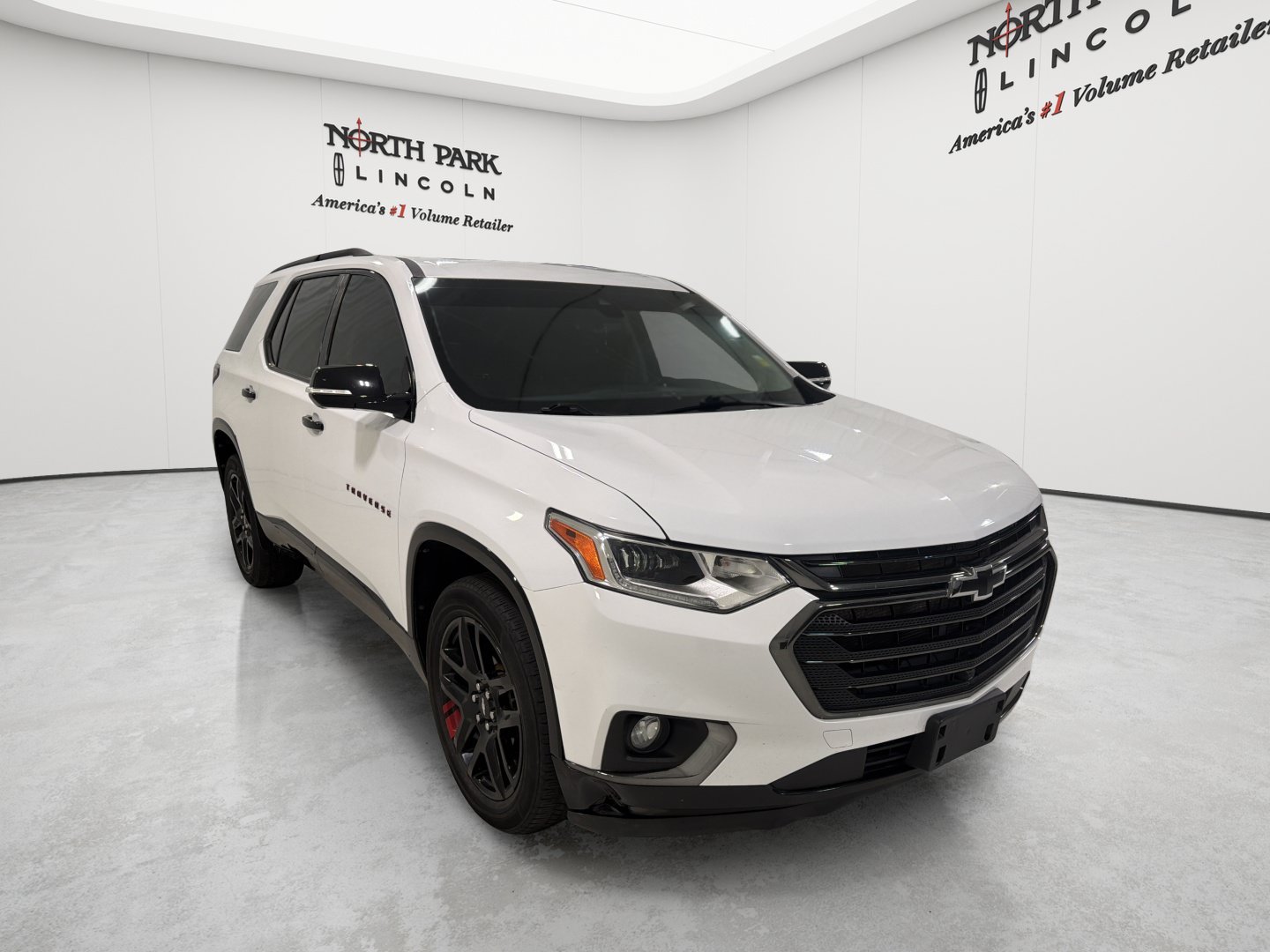 Used 2020 Chevrolet Traverse Premier w/ Redline Edition FWD image 7