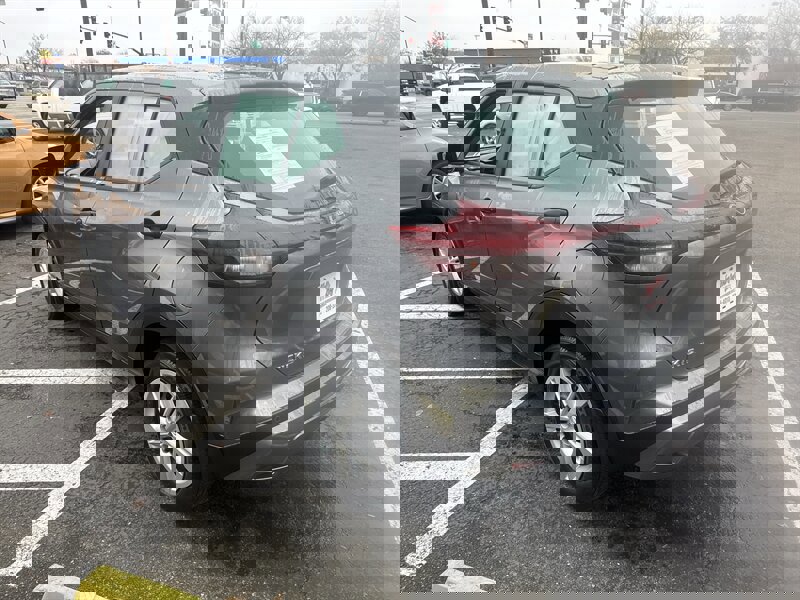 Used 2024 Nissan Kicks S image 3