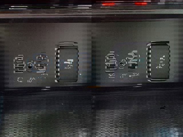 Certified 2022 Jeep Grand Cherokee Limited w/ Luxury Tech Group II image 34