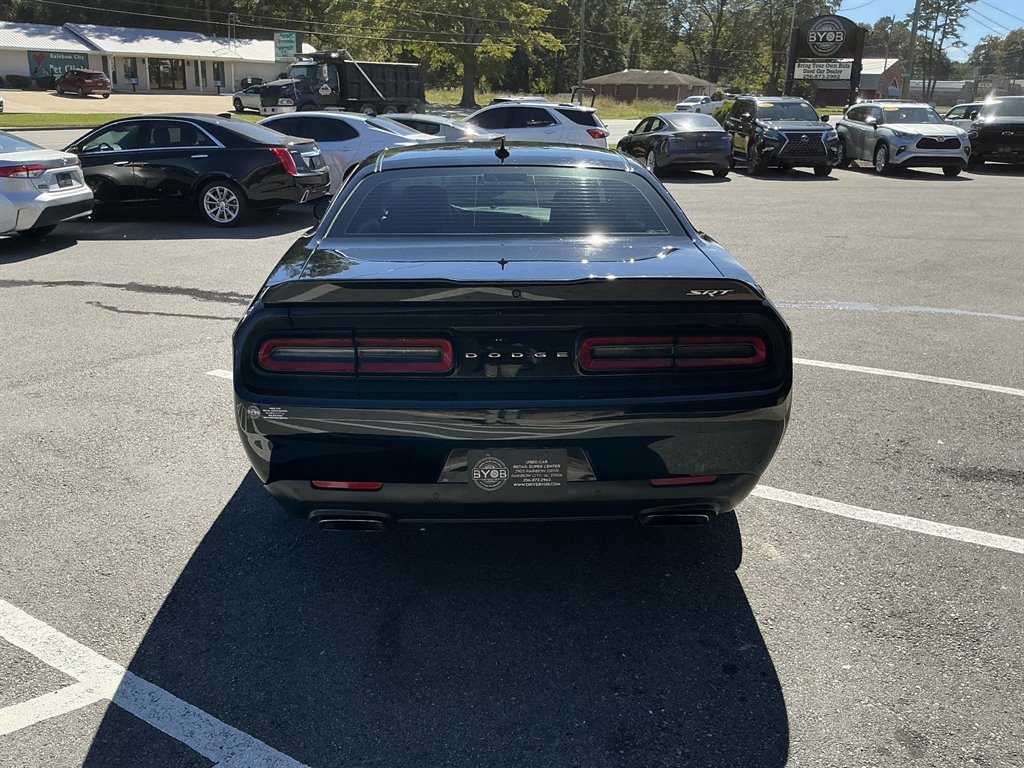 Used 2015 Dodge Challenger SRT RWD image 5