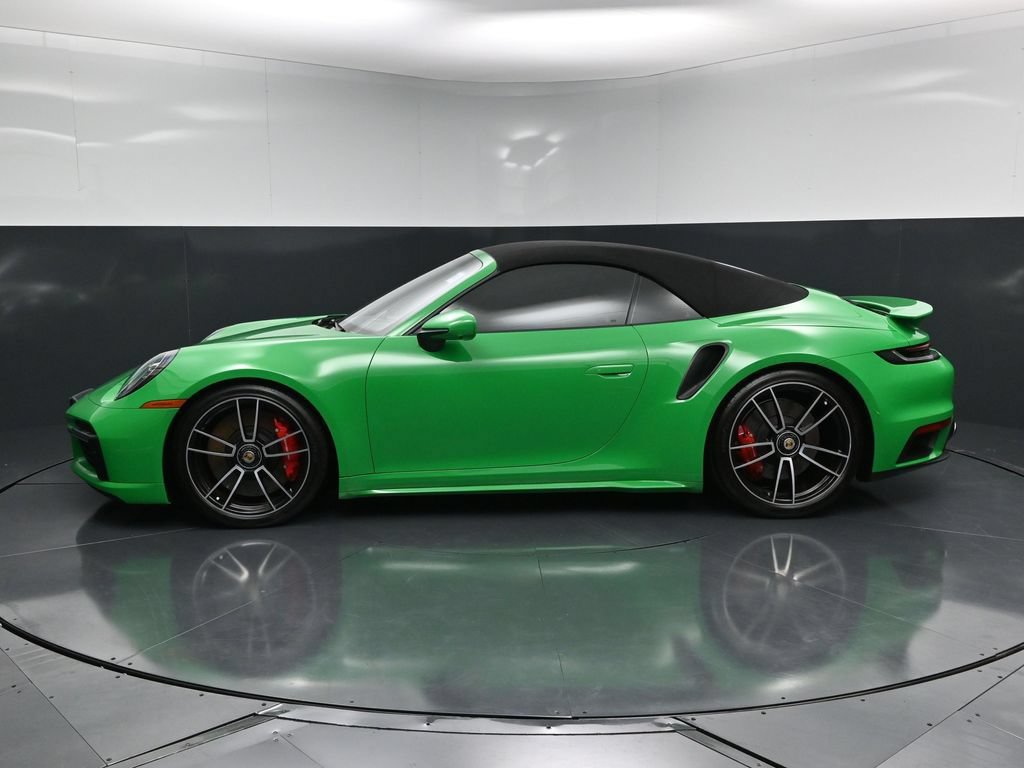 Certified 2022 Porsche 911 Turbo AWD/4WD image 2