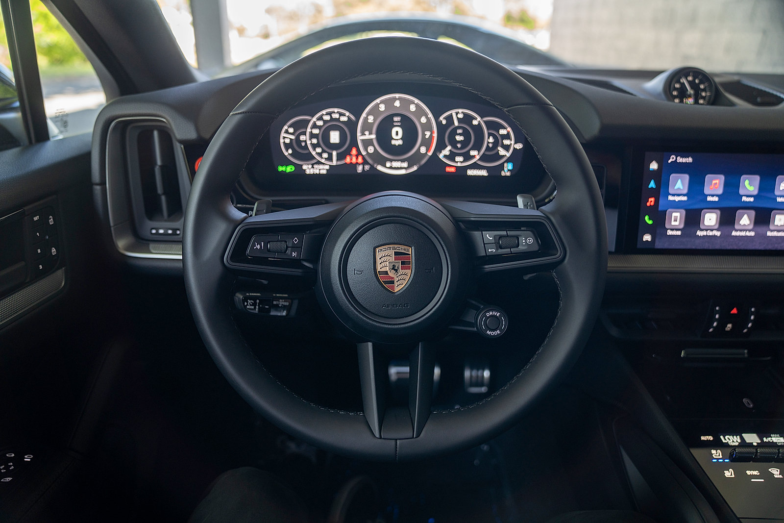 Used 2026 Porsche Cayenne S AWD/4WD image 6