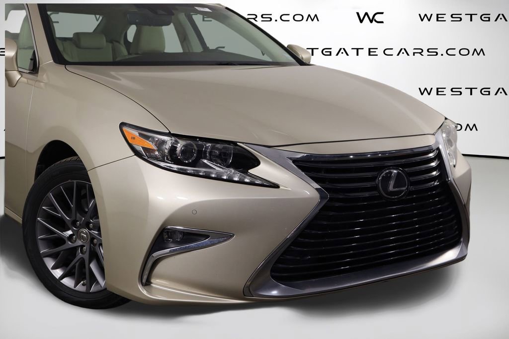 Used 2018 Lexus ES 350 w/ Navigation System Package image 43