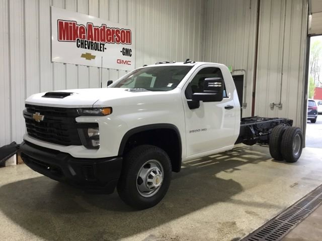 New 2026 Chevrolet Silverado 3500 W/T w/ WT Convenience Package AWD/4WD image 1