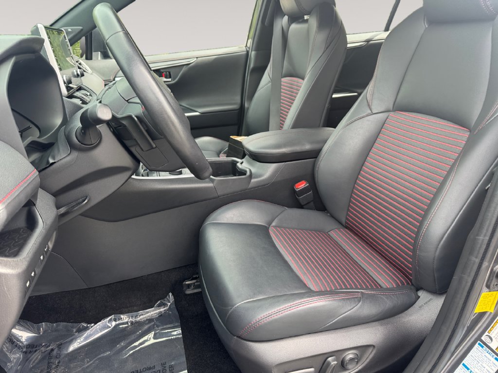 Used 2022 Toyota RAV4 XSE w/ Weather Package AWD/4WD image 9