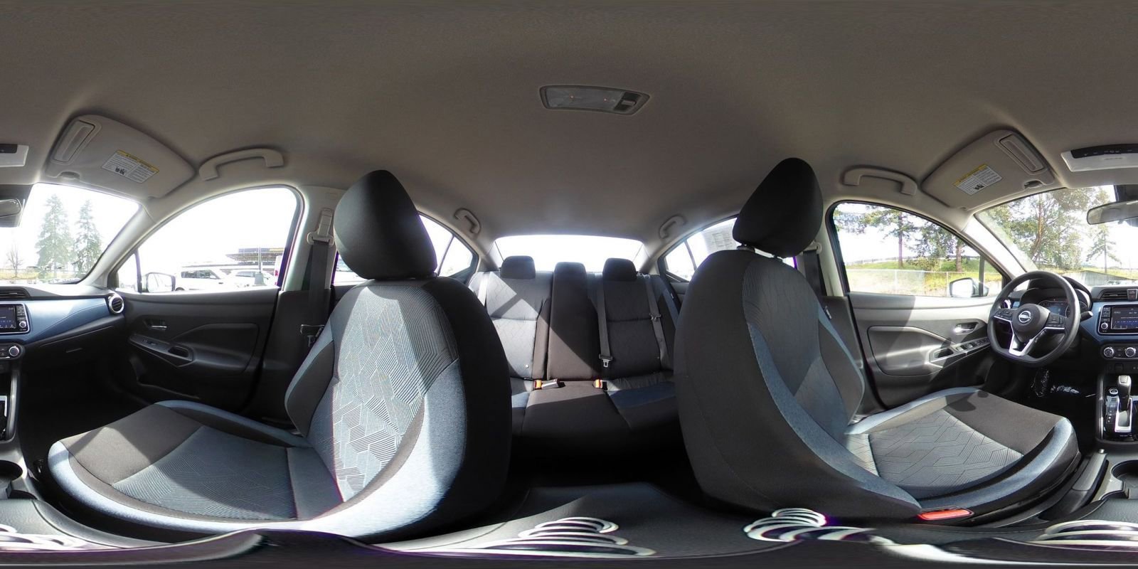 Used 2025 Nissan Versa SV image 42